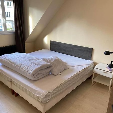 Appartement Spacieux 2 Chambres Кимпер Екстериор снимка